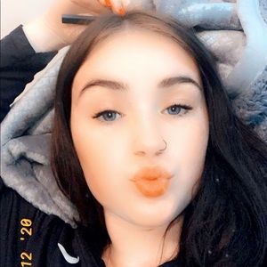 Meet your Posher, Alexa